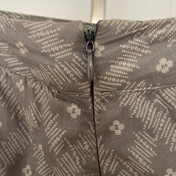 Cooperative Shorts Size 8 - Picture 4 of 6